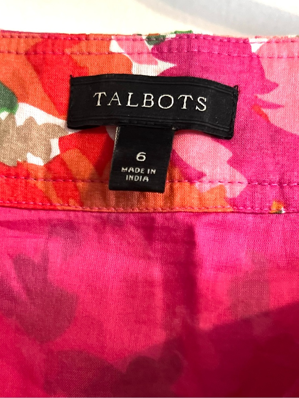 Talbots Pink Orange Green Floral Pintuck Sleeveless Top-Size 6 - Picture 3 of 7